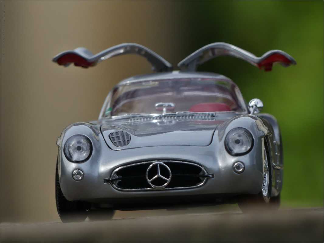 1:18 Mercedes Benz 300 SLR Coupe Uhlenhaut 1955 Edition = OVP
